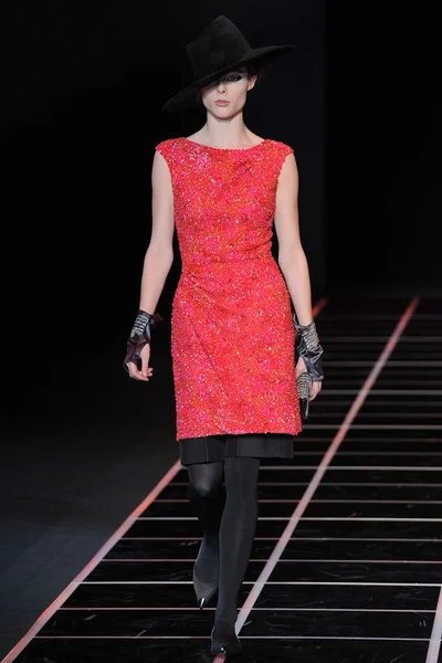 Look 50